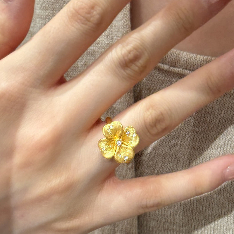 Golden Clover Ring