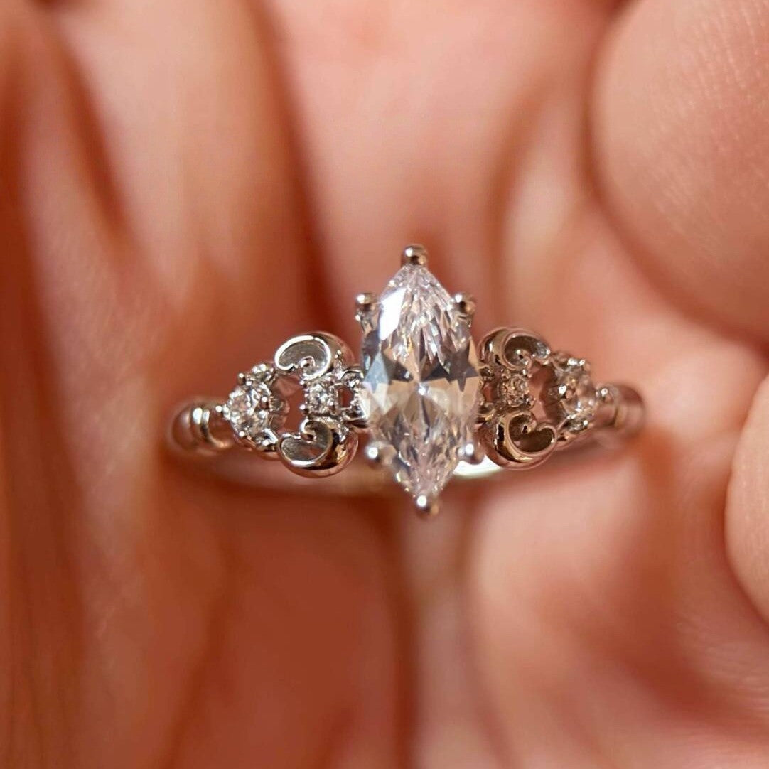 Lace Marquise Ring