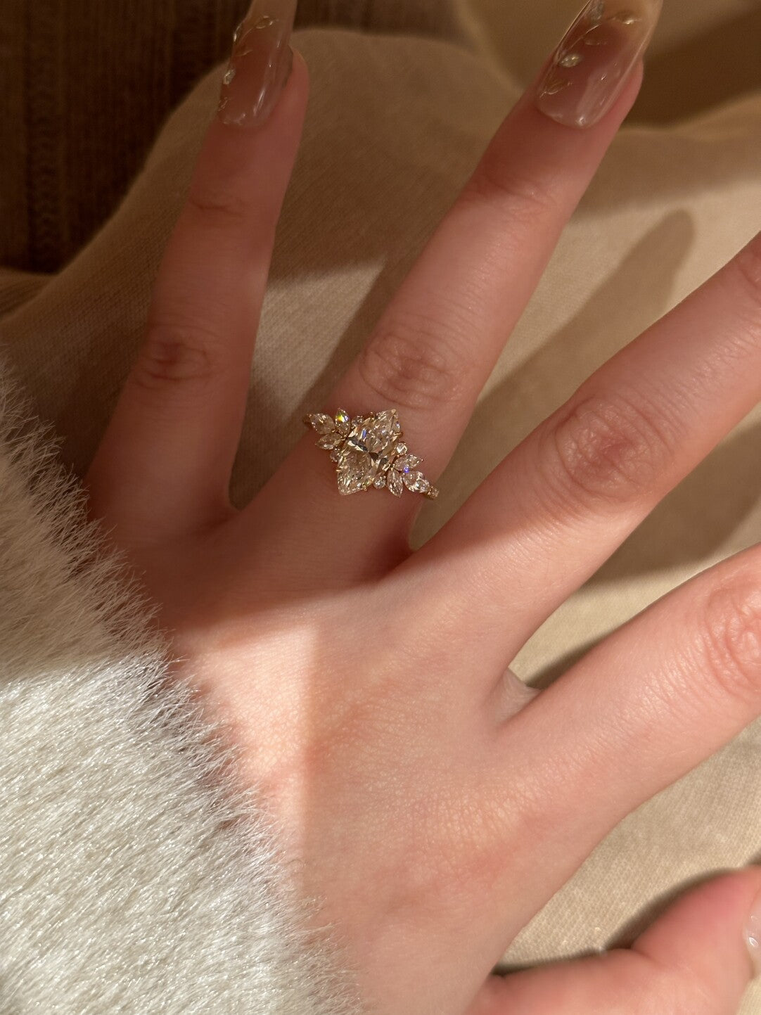 Moonlit Laurel Ring