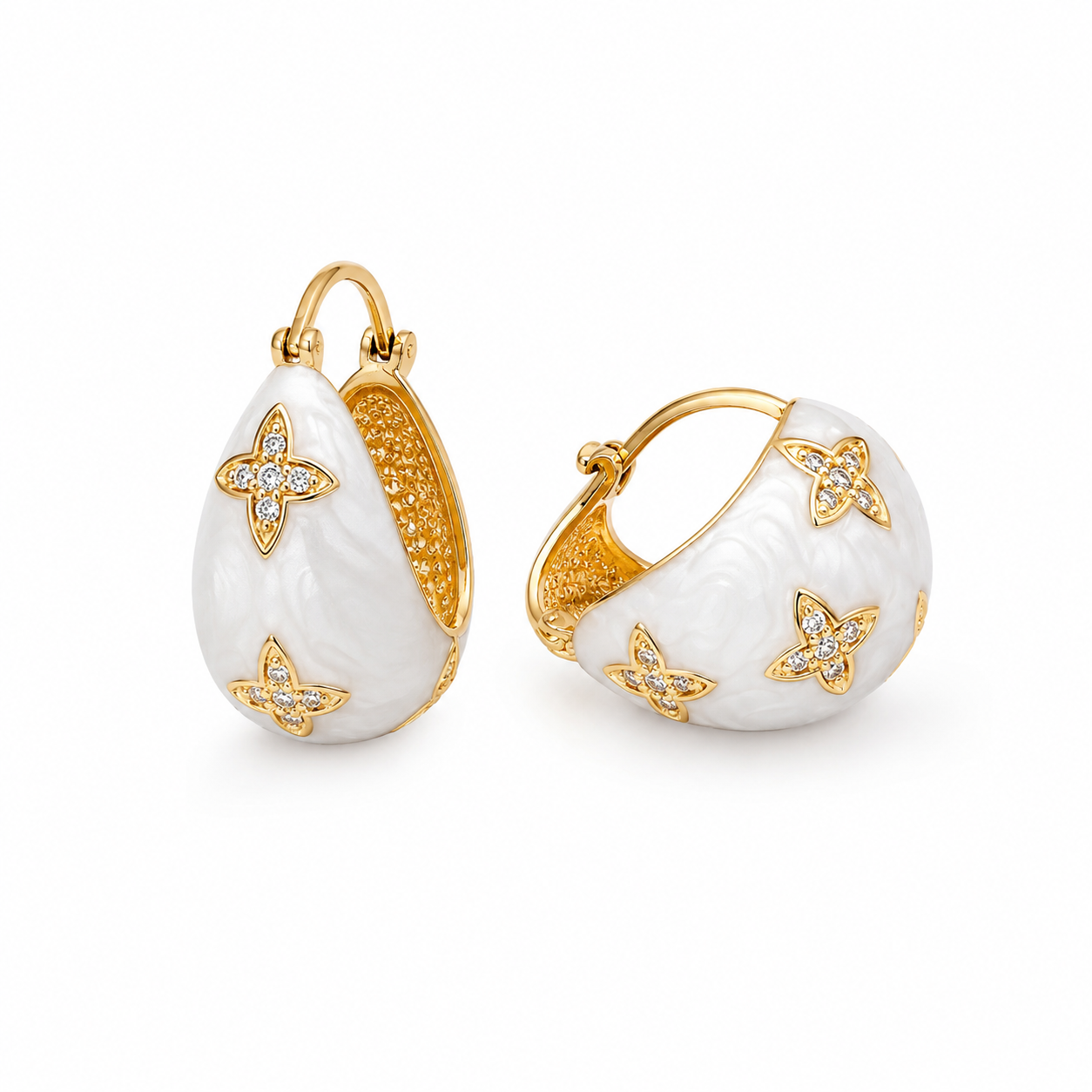 Pearl Clover Stud Earrings
